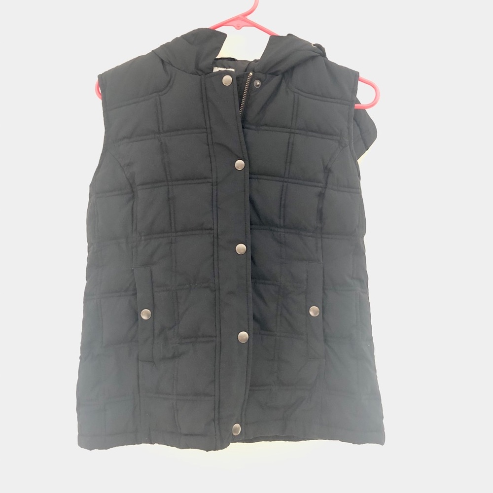 Gap puffer vest